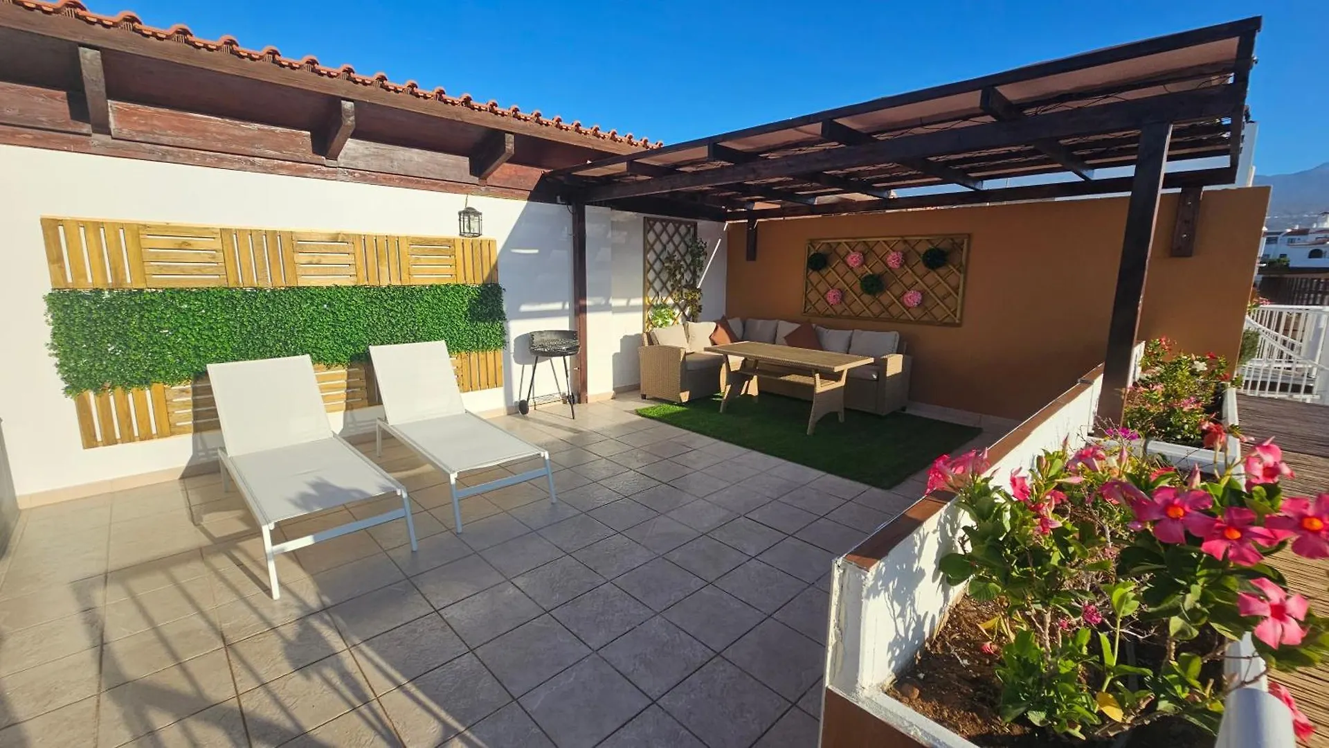 Ocean Breeze Retreat Apartment San Miguel de Abona Spain